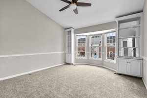 22. Beacon Hill Way.jpg