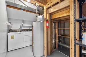 39. Beacon Hill Way.jpg