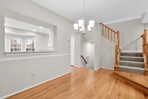 14. Beacon Hill Way.jpg