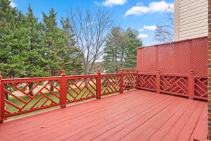 41. Beacon Hill Way.jpg