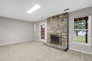 36. Beacon Hill Way.jpg