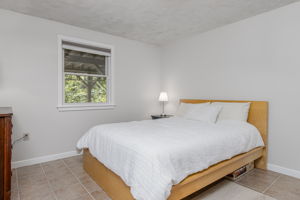 Bedroom4-2