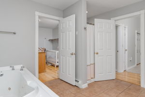 BedroomPrimaryBath-3