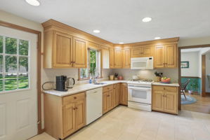 Photo 16