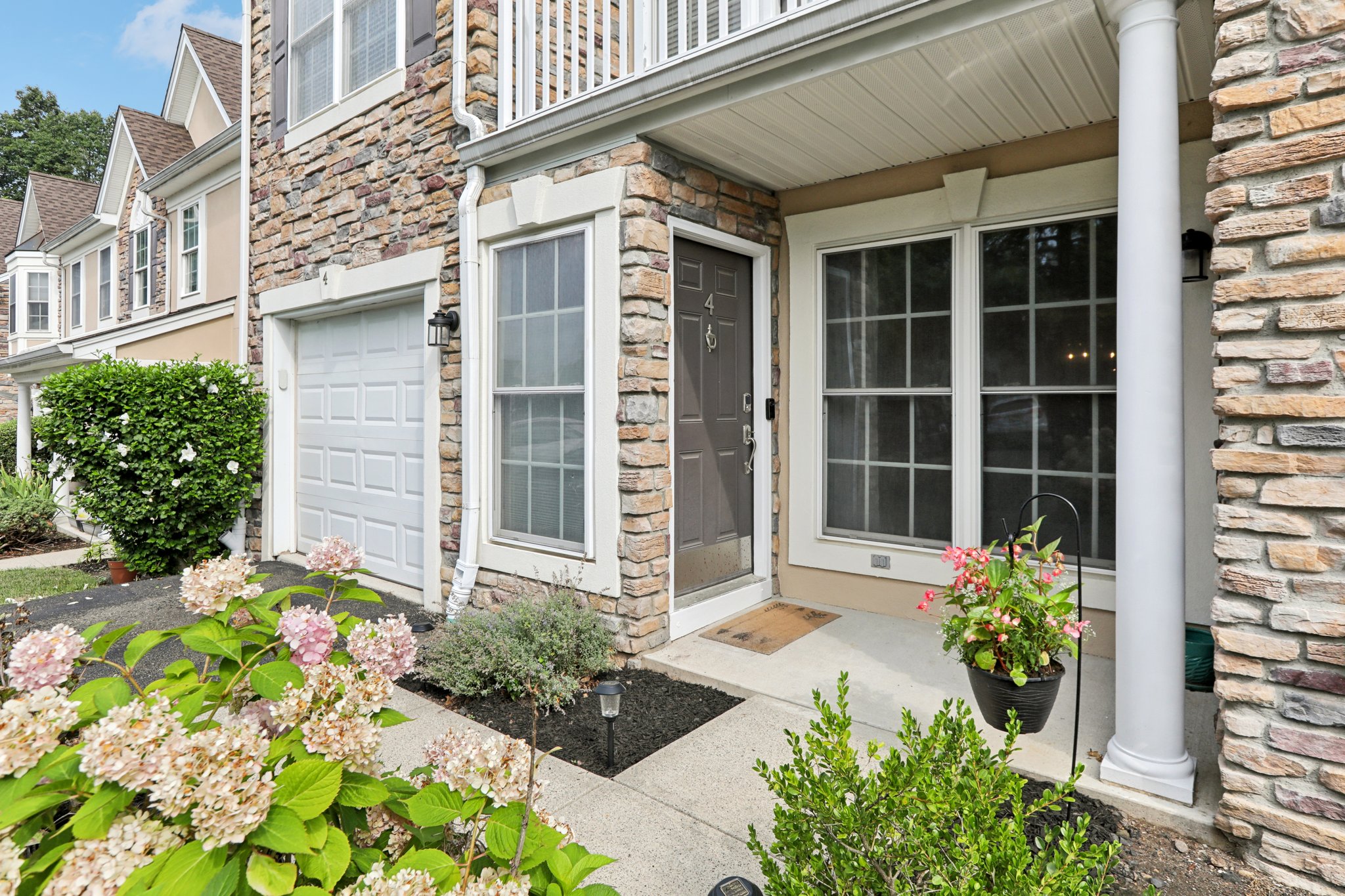 Birchwood Ln-003.jpg