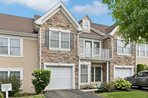 Birchwood Ln-002.jpg