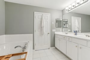 Birchwood Ln-047.jpg