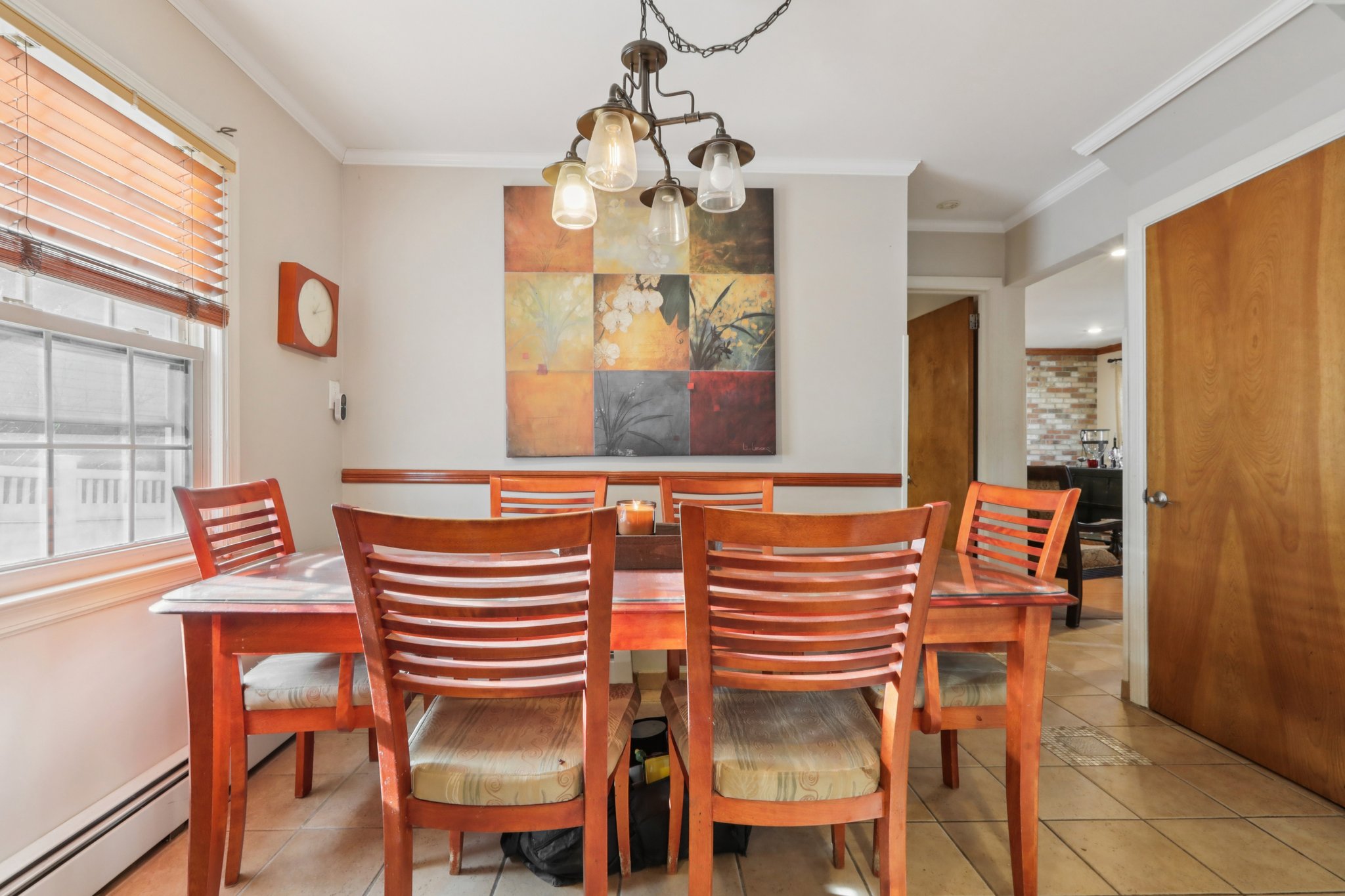 Brookview Dr-S0912-016.jpg