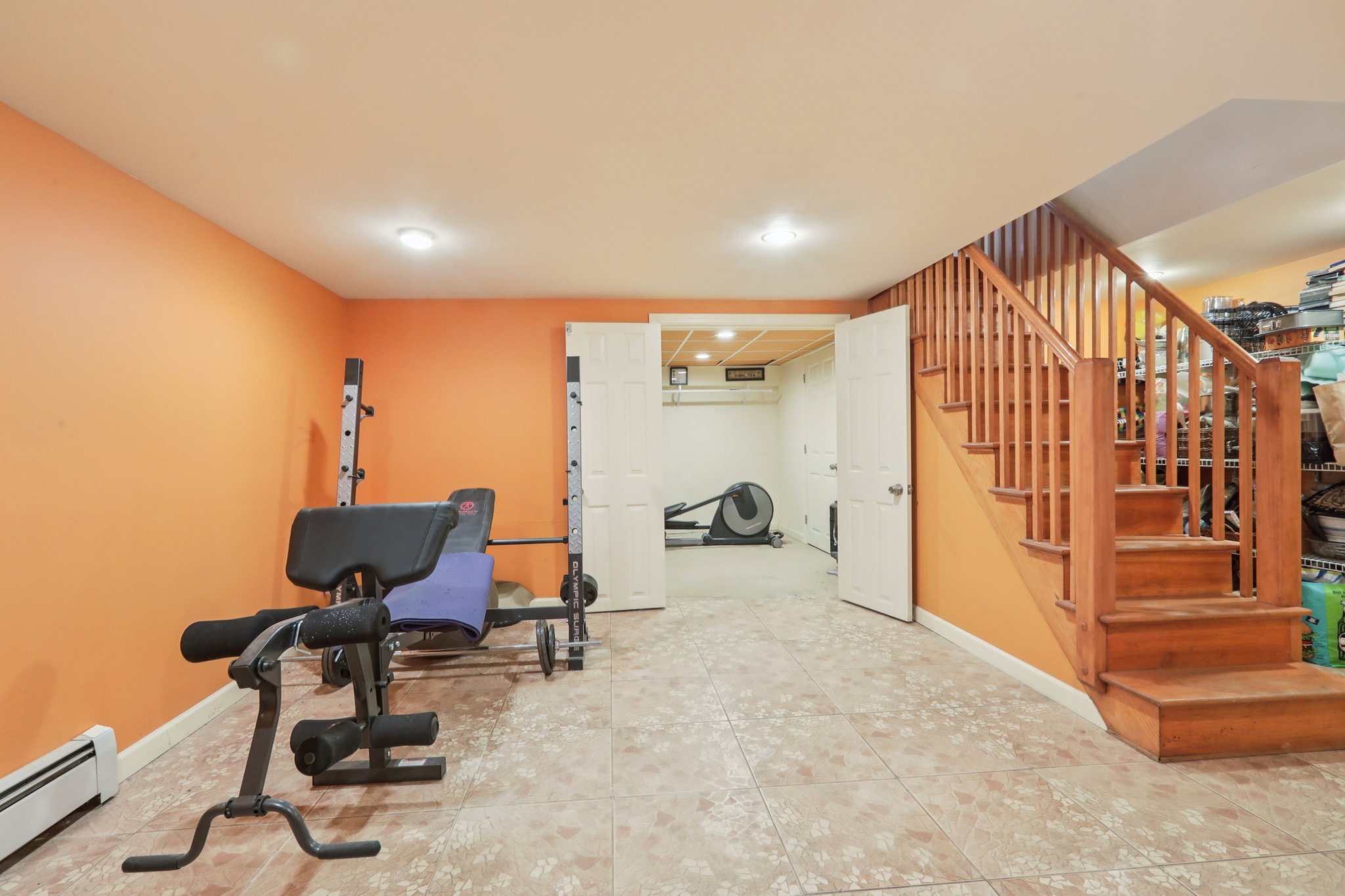 Brookview Dr-S0912-038.jpg