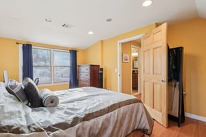 Brookview Dr-S0912-025.jpg