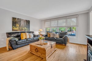 8-living room2