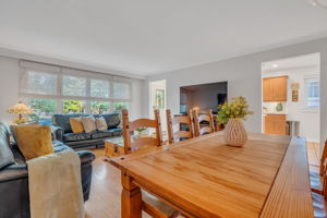 14-dining room4