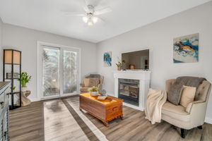 21-family room1