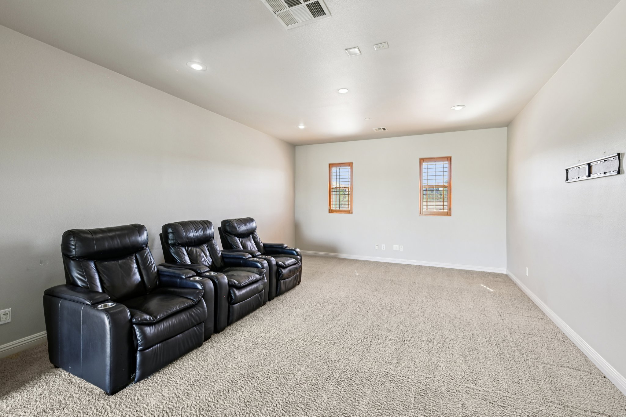 Caves Valley Ct-S1710-071.jpg