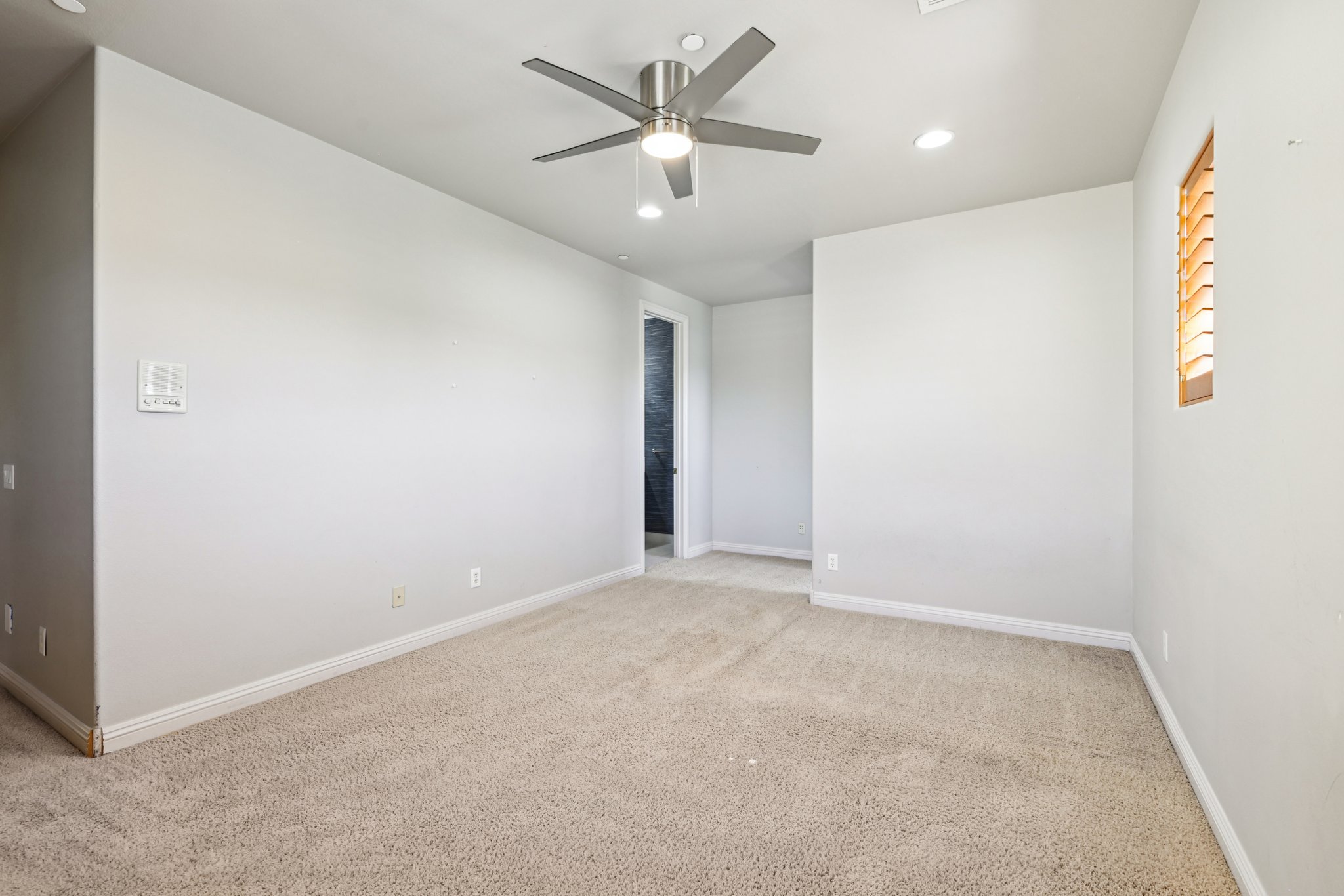 Caves Valley Ct-S1710-083.jpg