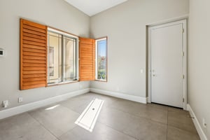 Caves Valley Ct-S1710-048.jpg