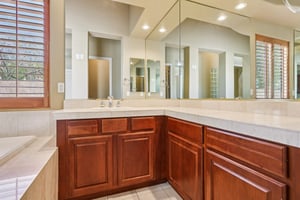 Caves Valley Ct-S1710-052.jpg