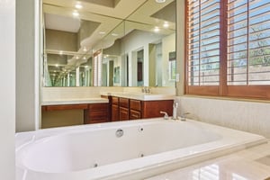 Caves Valley Ct-S1710-053.jpg