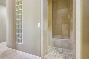 Caves Valley Ct-S1710-058.jpg