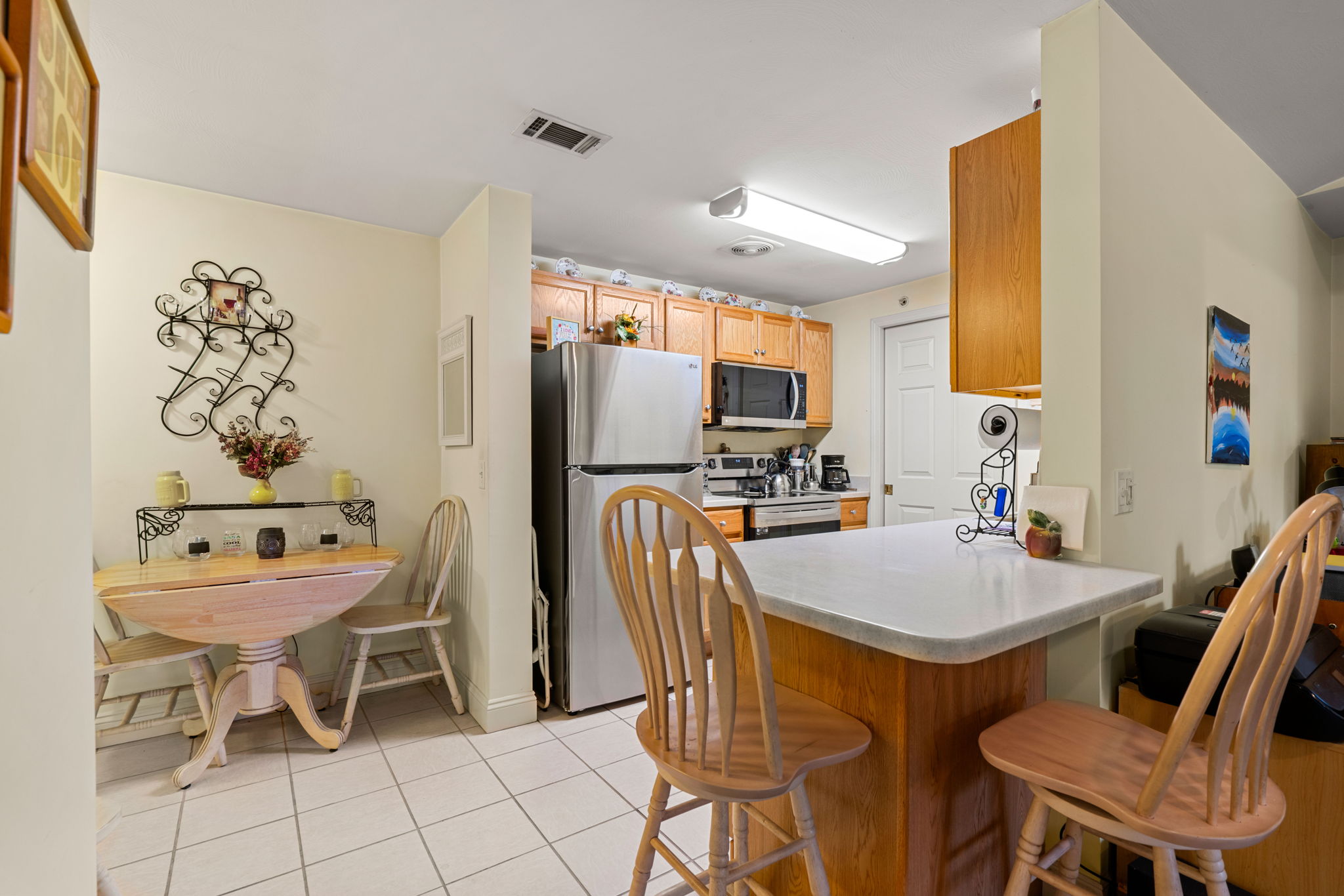 4 Crestview Cir, Londonderry, NH 03053, USA Photo 17