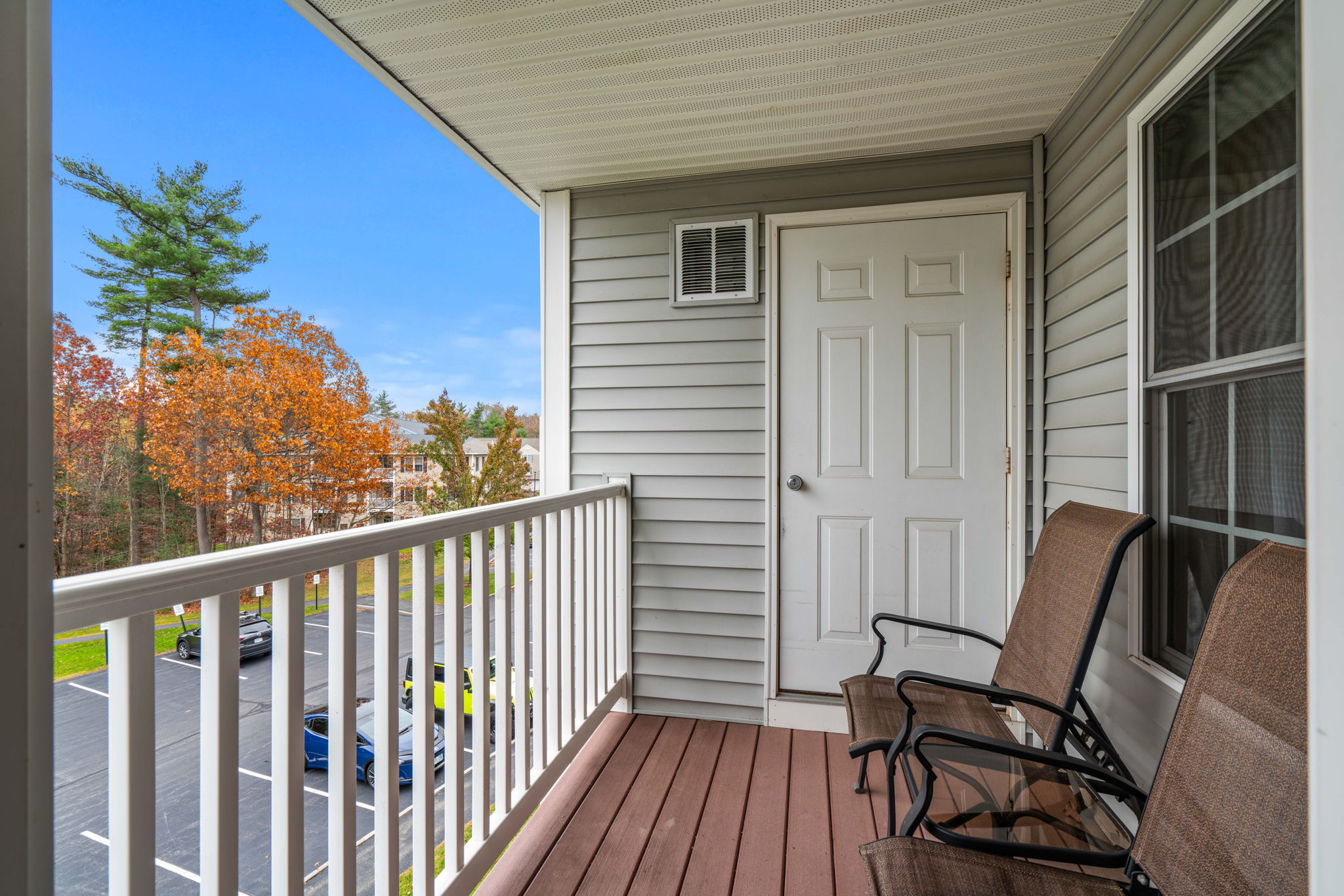 4 Crestview Cir, Londonderry, NH 03053, USA Photo 31