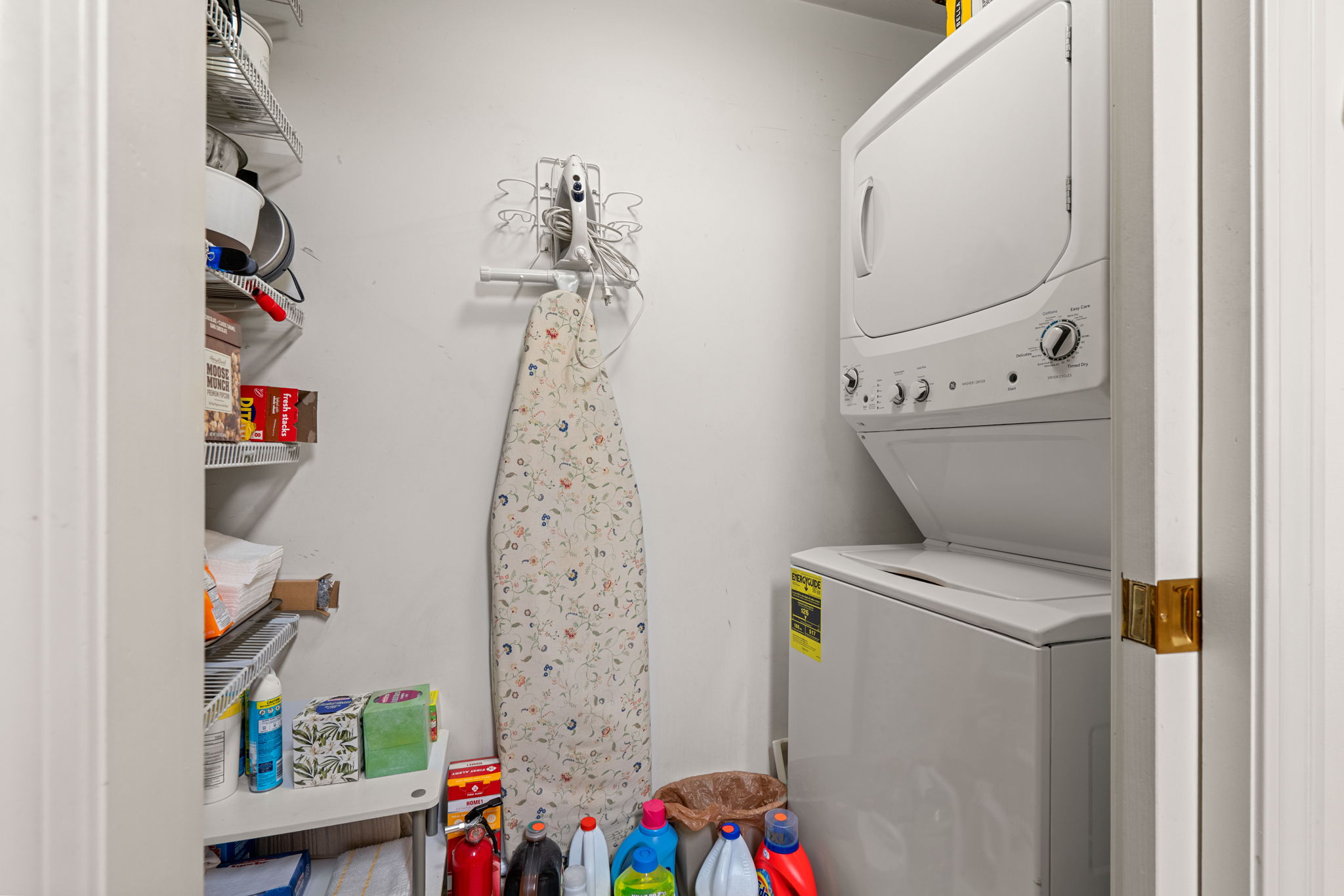 4 Crestview Cir, Londonderry, NH 03053, USA Photo 35