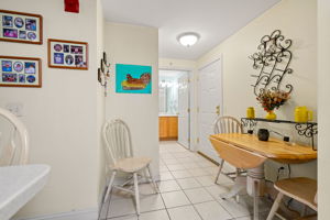 4 Crestview Cir, Londonderry, NH 03053, USA Photo 11