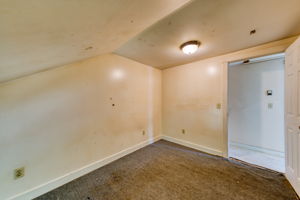  Photo 34