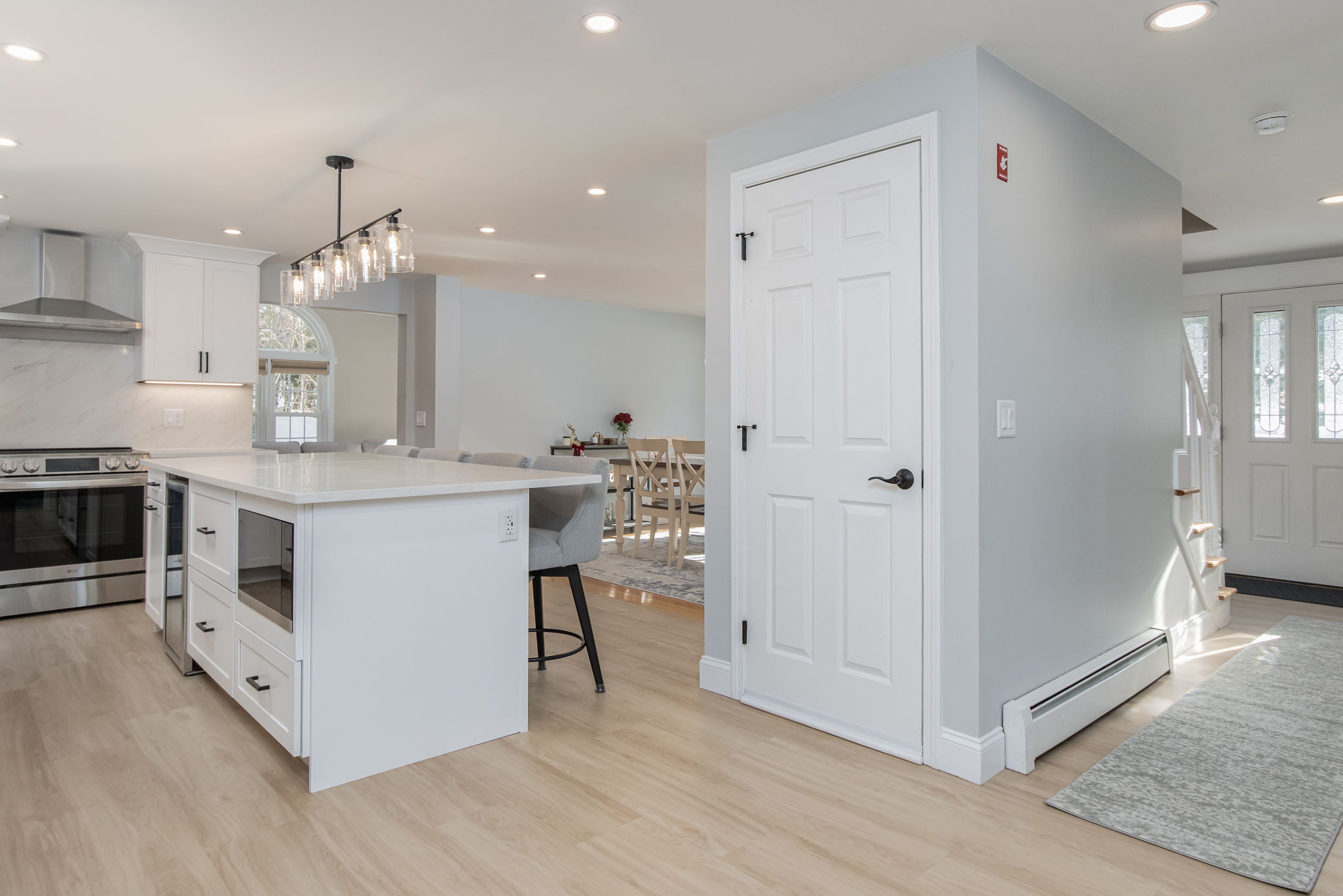 KitchenBreakfastArea-7