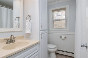 BedroomPrimaryBath-1