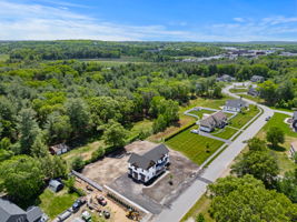 4 Fitzpatrick Ln, North Billerica, MA 01862, USA Photo 12