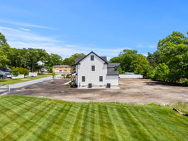 4 Fitzpatrick Ln, North Billerica, MA 01862, USA Photo 14