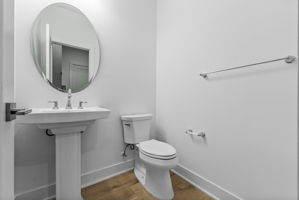  Photo 40