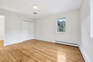 Hidden Glen Rd-S0207-035.jpg
