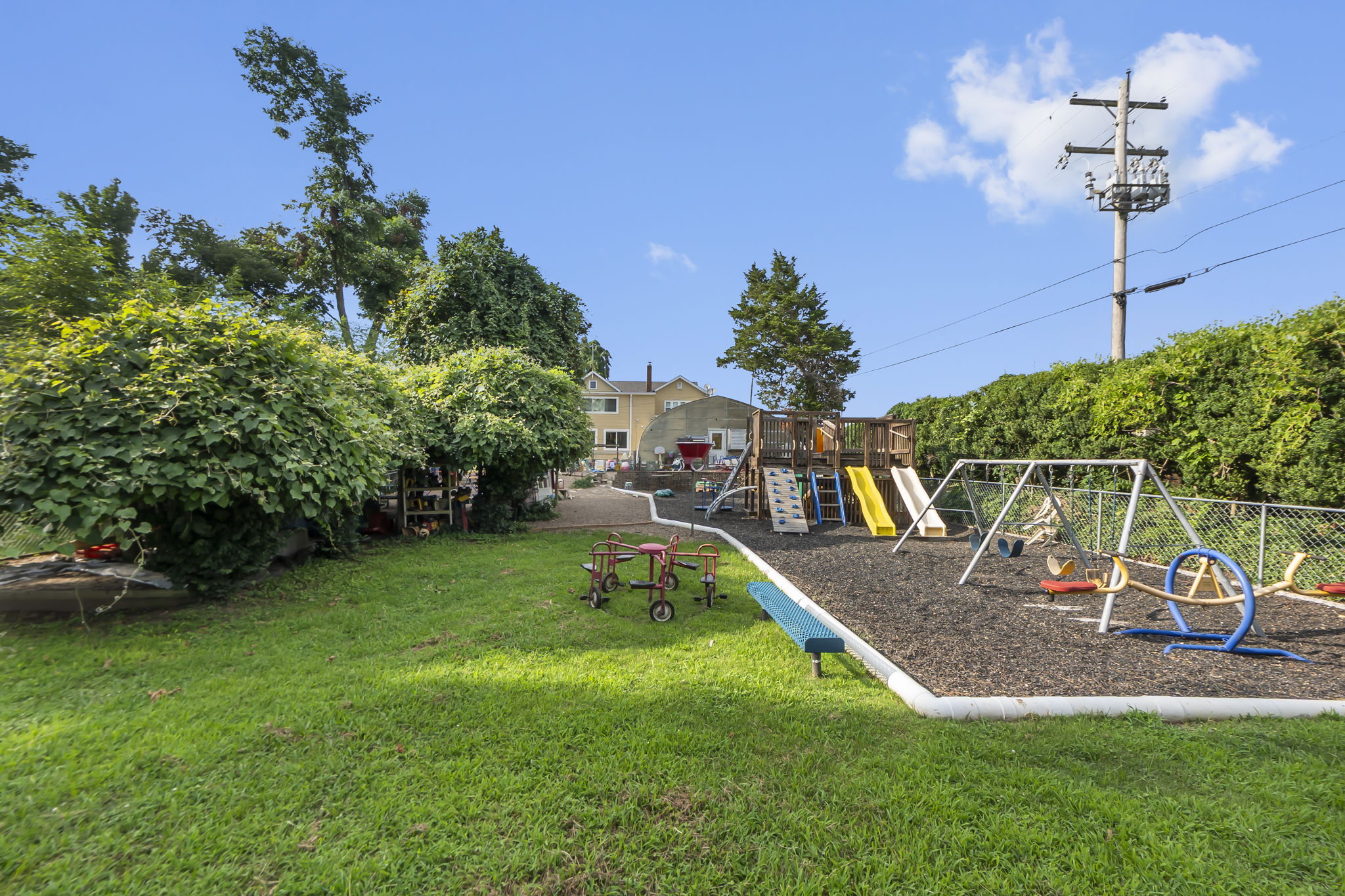  Photo 11