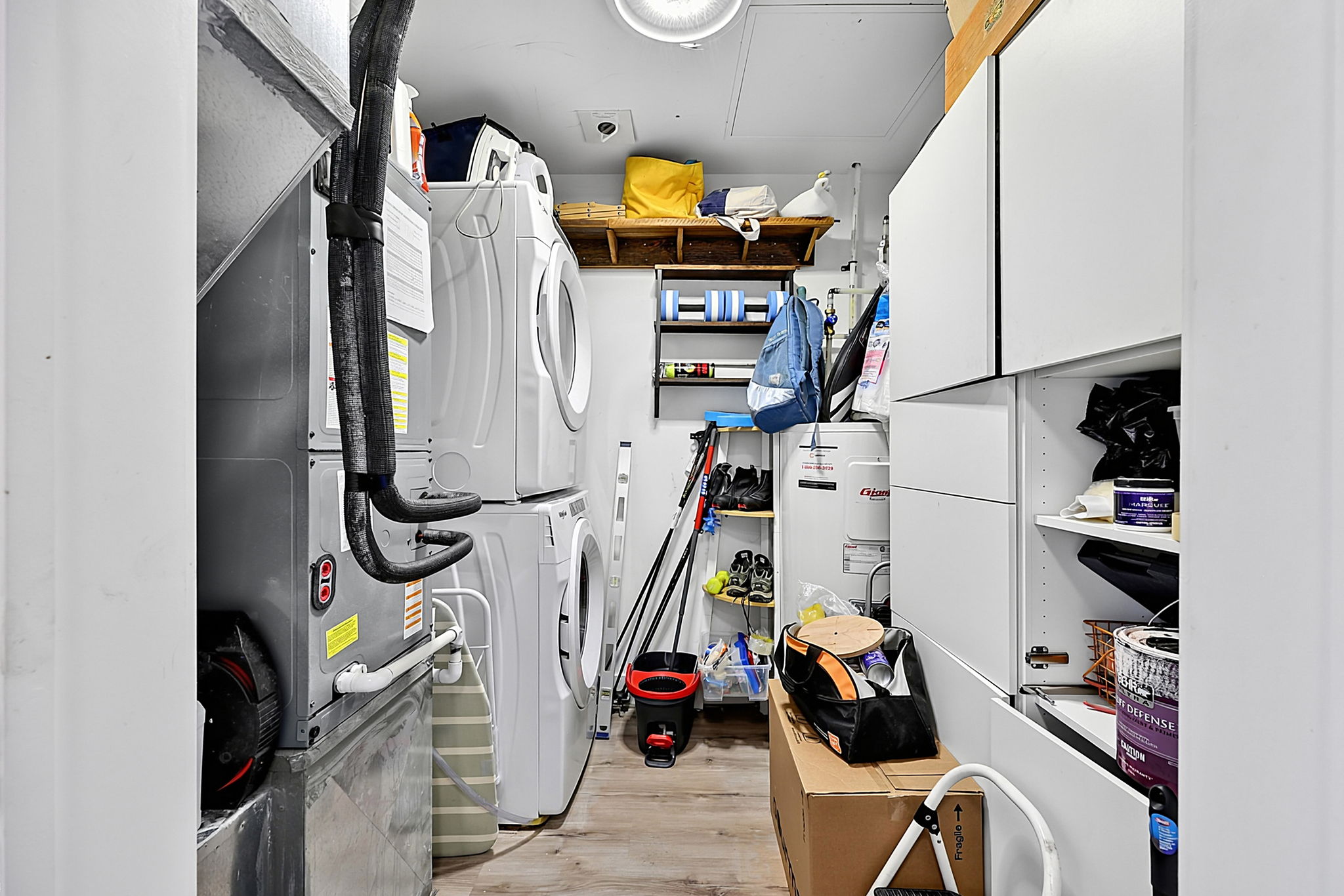  Photo 33