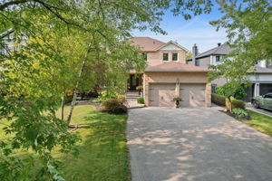 4 Lilley Ct, Richmond Hill ON