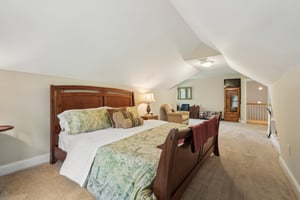 Logans Way-1305-035.jpg