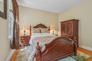 Logans Way-1305-046.jpg