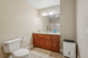 Logans Way-1305-050.jpg