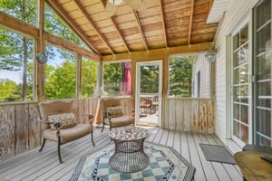 Logans Way-1305-060.jpg
