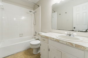 Photo 38