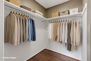 Walk-in Closet