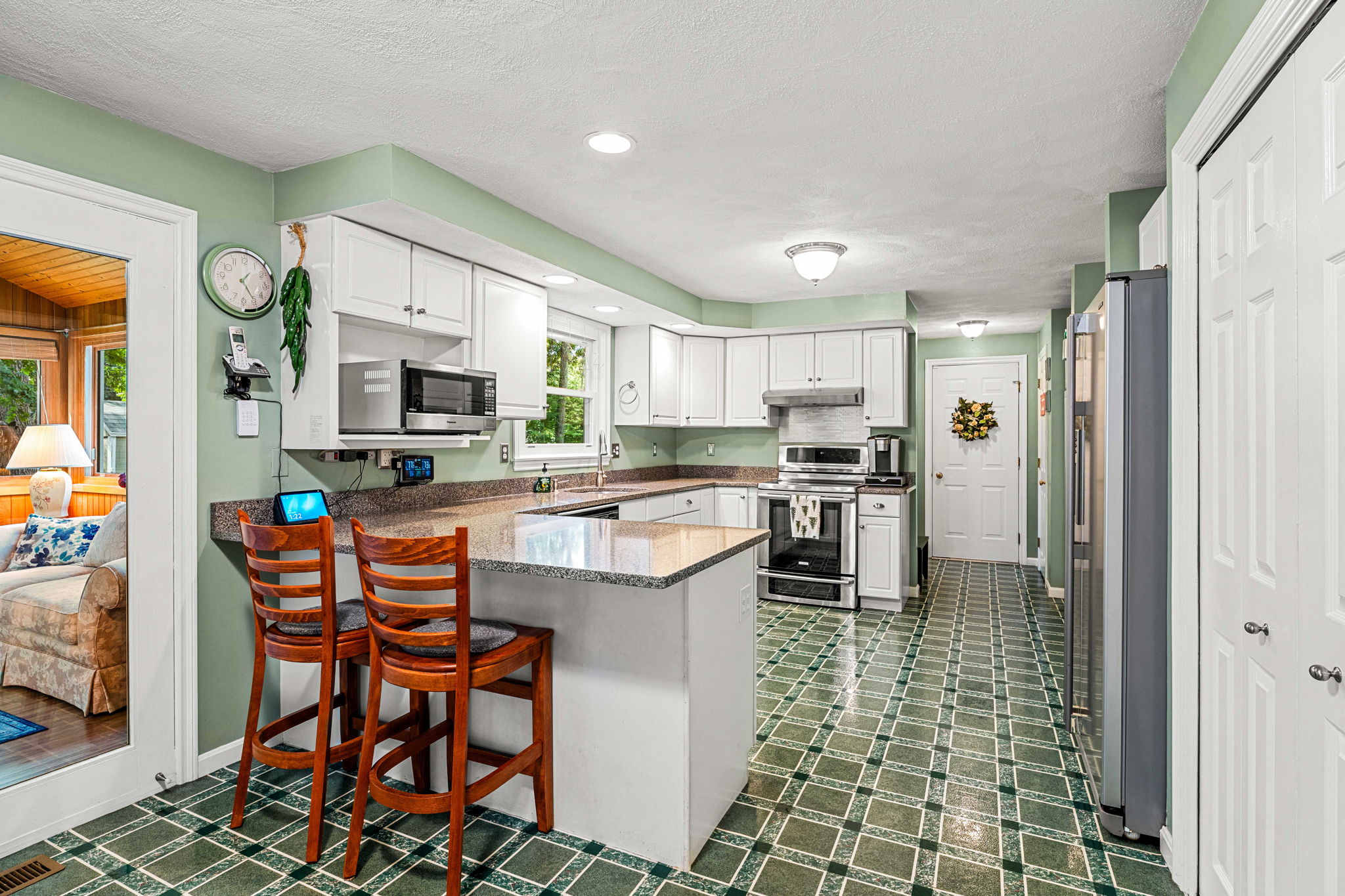 4 Mulberry St, Groveland, MA 01834, USA Photo 45