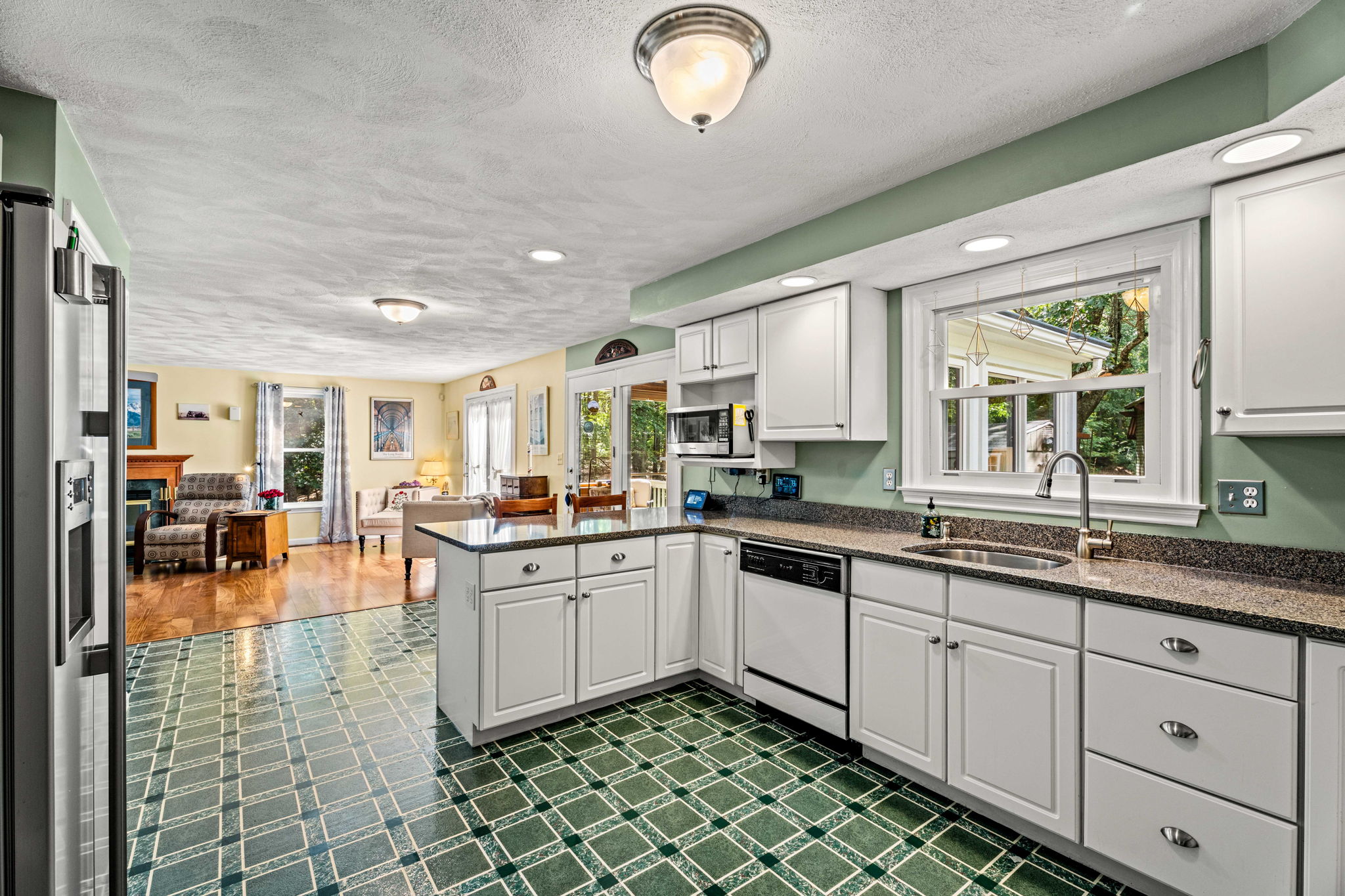 4 Mulberry St, Groveland, MA 01834, USA Photo 48