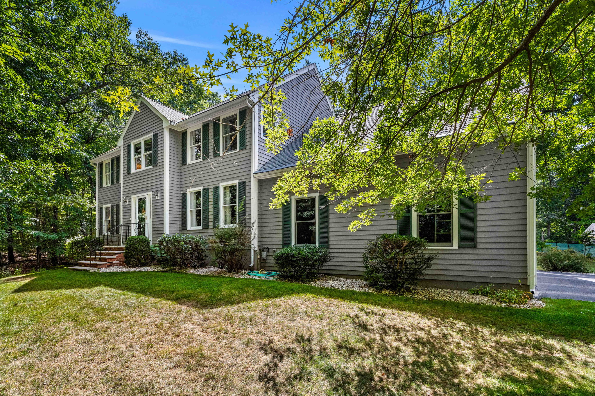 4 Mulberry St, Groveland, MA 01834, USA Photo 11
