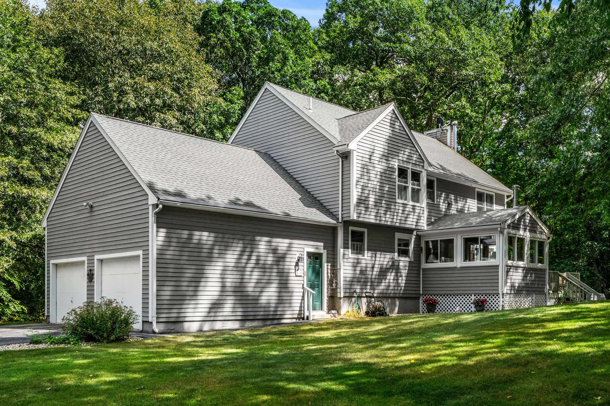 4 Mulberry St, Groveland, MA 01834, USA Photo 4
