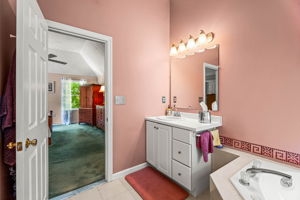 4 Mulberry St, Groveland, MA 01834, USA Photo 30