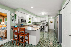 4 Mulberry St, Groveland, MA 01834, USA Photo 44