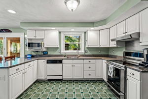 4 Mulberry St, Groveland, MA 01834, USA Photo 46